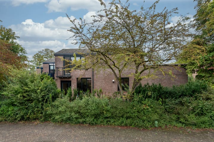 Prunuslaan 14 in Bilthoven foto