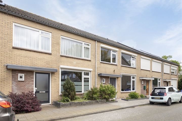 Prunusstraat 19 in Waalwijk foto