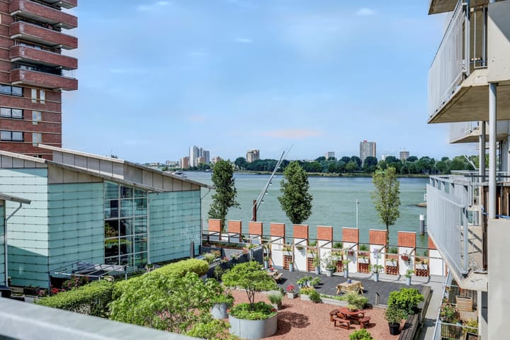 Puck van Heelstraat 64 in Rotterdam foto