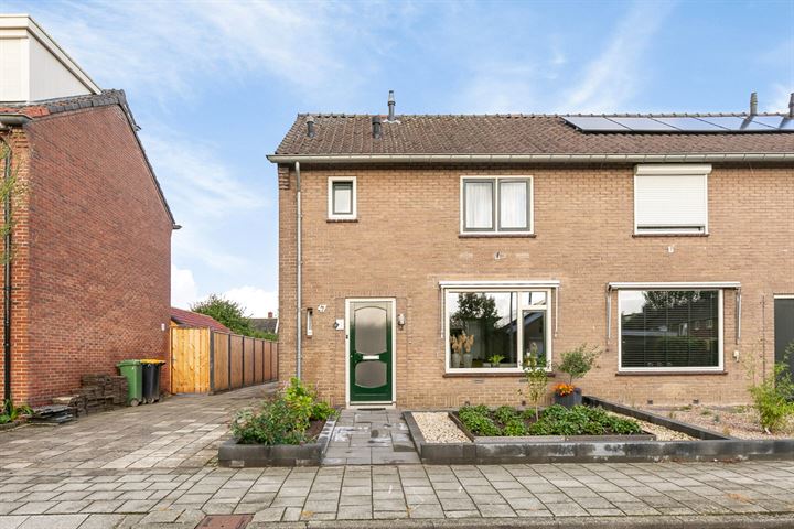 Putman Cramerstraat 47 in Enter foto