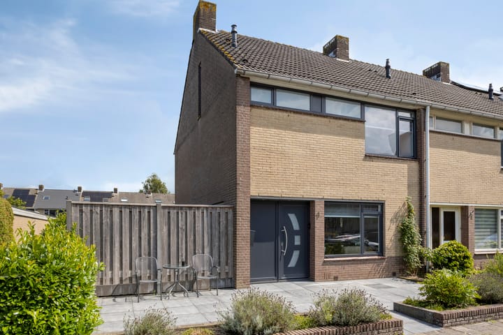 Pythagorasstraat 1 in Apeldoorn foto