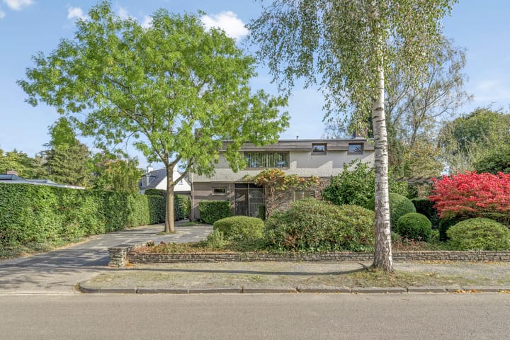 Quintuslaan 25 in Groningen foto