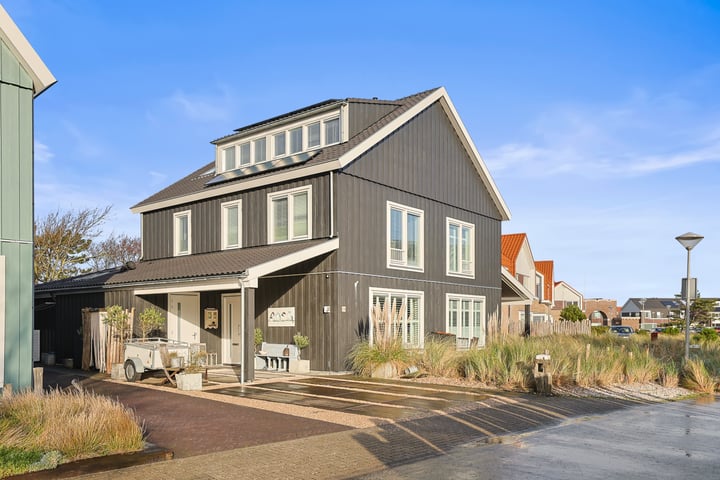 R.W. van de Wintstraat 20 in Huisduinen foto