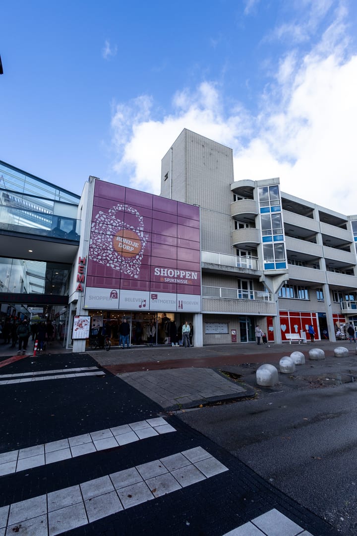 Raadhuislaan 94 in Spijkenisse foto