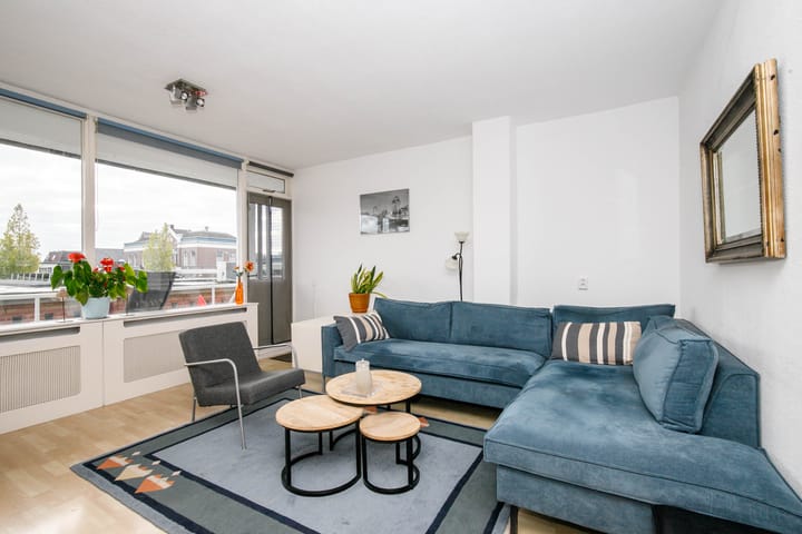 Raadhuisplein 33a in Lekkerkerk foto