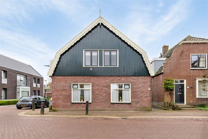Raadhuisstraat 10 in Oosthuizen foto