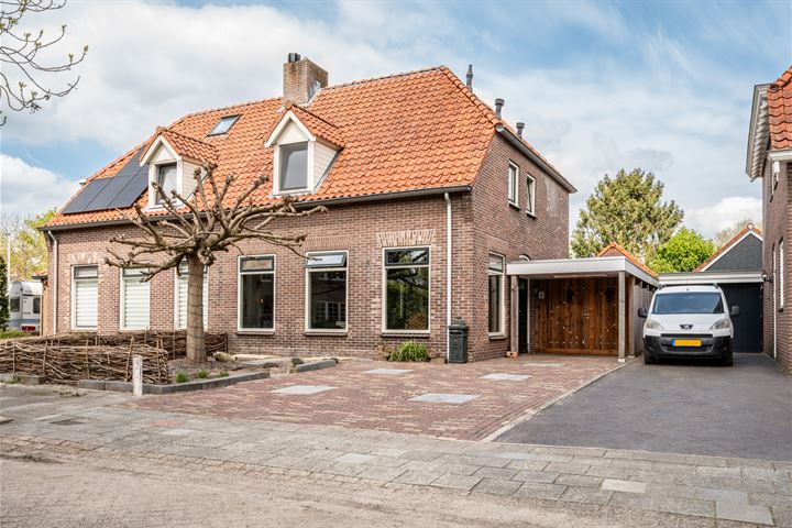 Raadhuisstraat 20 in Nuland foto