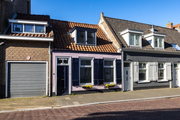 Raadhuisstraat 24 in Breda