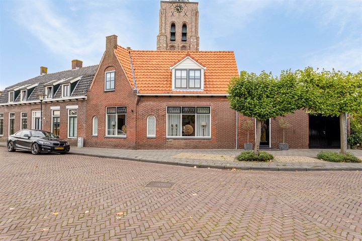 Raadhuisstraat 9 in Waarde foto