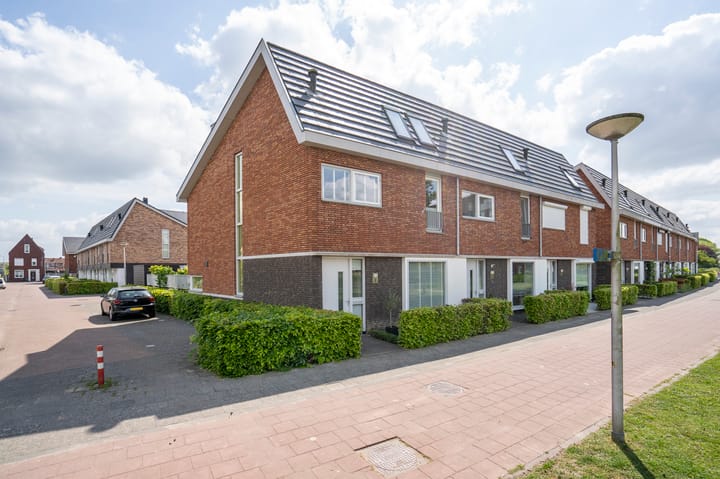 Raadsliedenstraat 1 in Leerdam foto