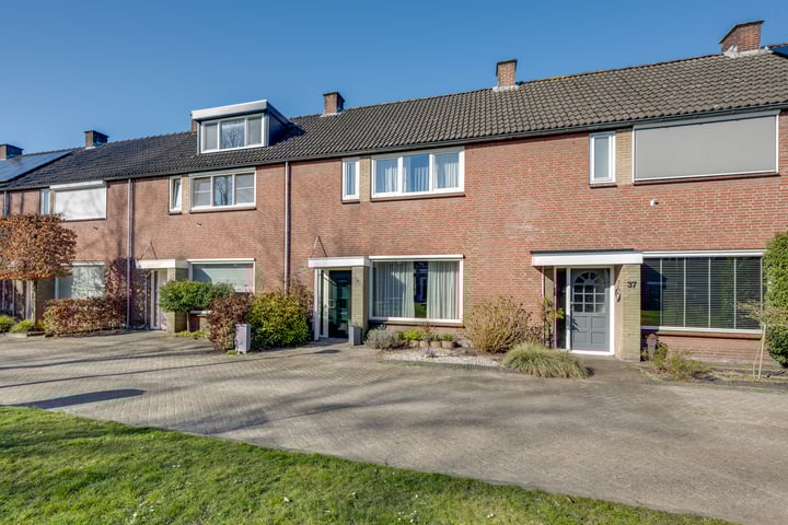 Rakehof 35 in Prinsenbeek foto