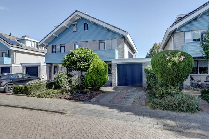 Ranonkeldreef 15 in Papendrecht foto