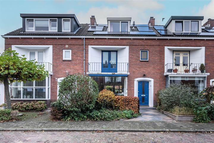 Ranonkelstraat 10 in Lisse foto