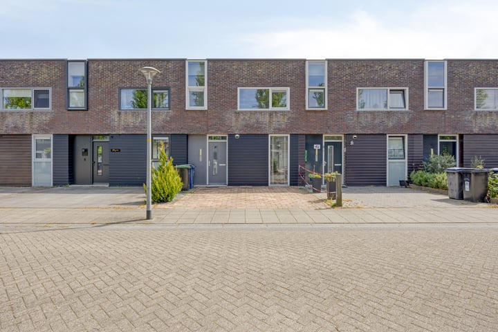 Raoul Dufystraat 8 in Almere foto