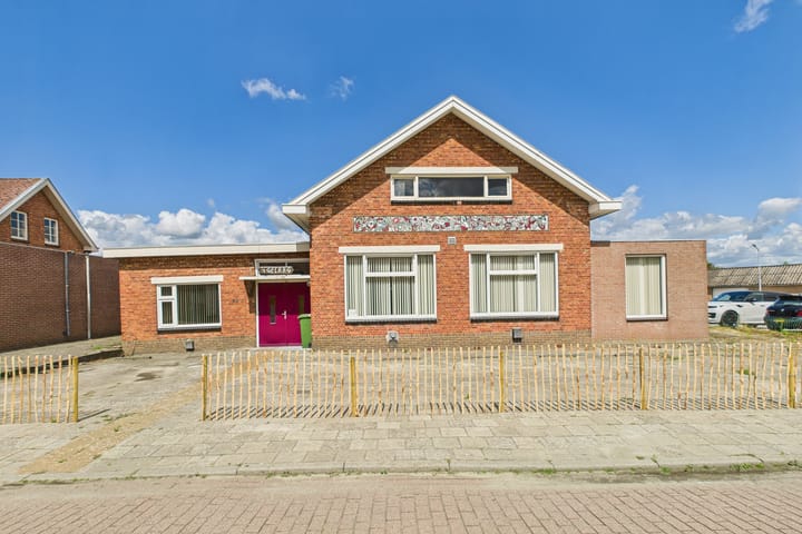 Rapenburg 30 in Vogelwaarde foto