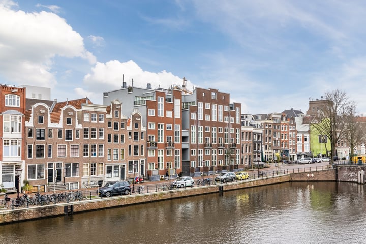 Rapenburgerplein 19 in Amsterdam foto