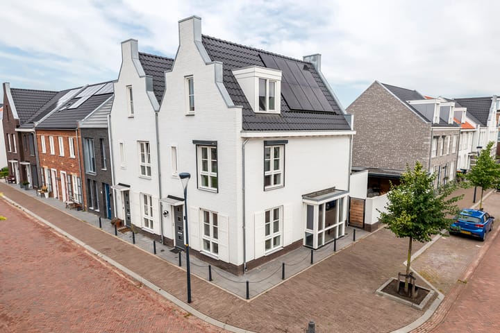 Ravelijn 37 in Meteren