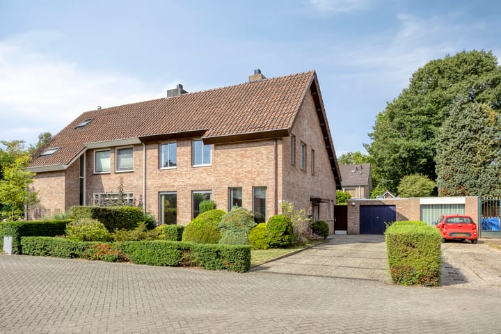 Ravellaan 18 in Tilburg foto