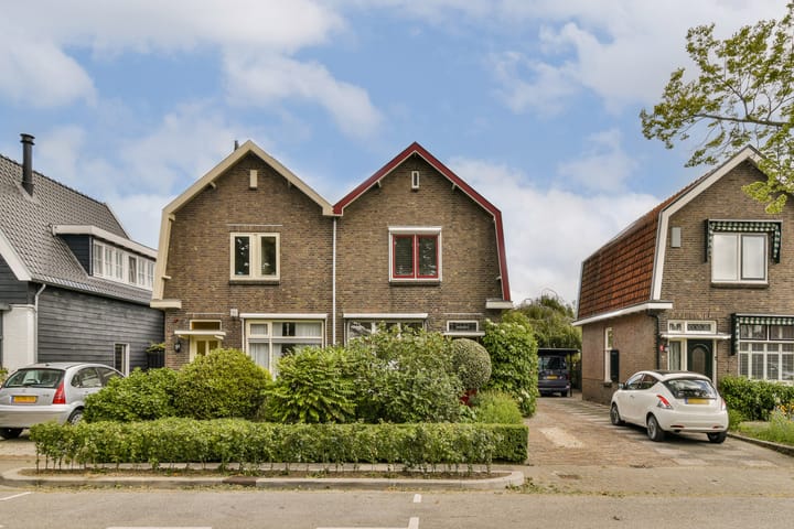 Rechte Zandweg 17 in Dordrecht foto