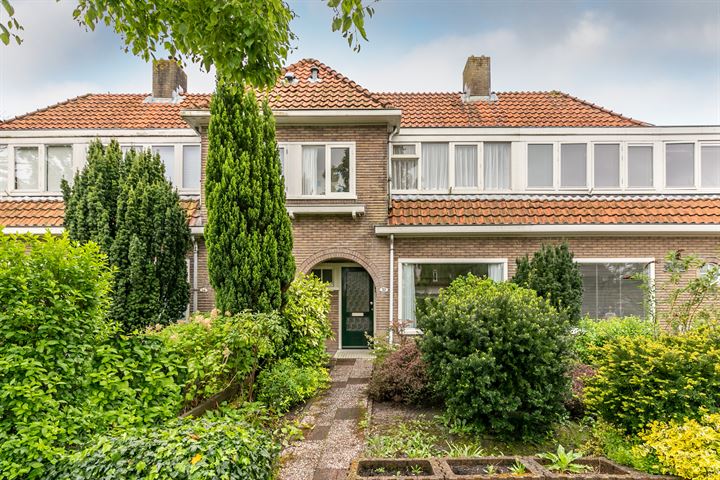 Recifelaan 32 in Overveen foto