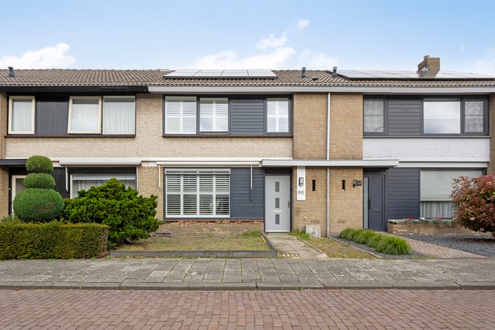 Reesstraat 24 in Made foto