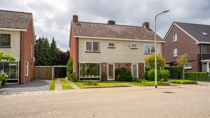 Reeststraat 3 in Almelo