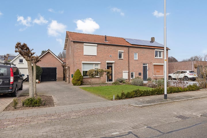 Reeuwijkstraat 21 in Ammerzoden foto