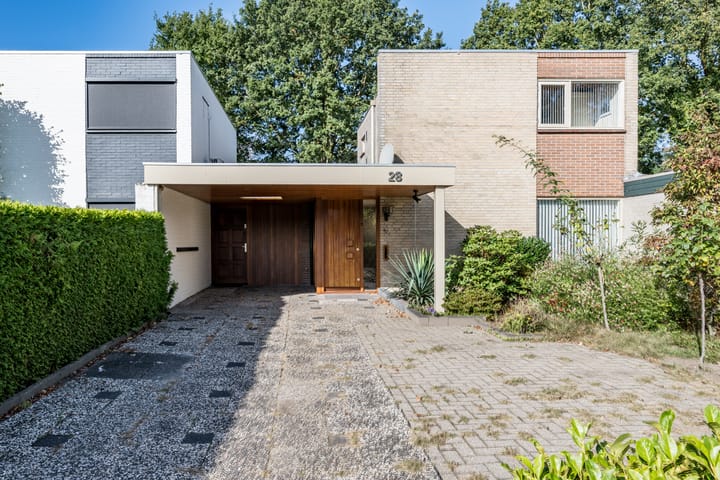 Refelingse Erven 28 in Nuenen
