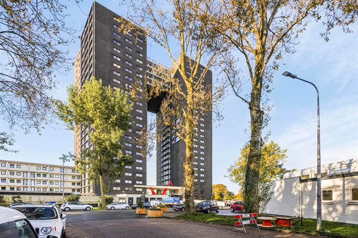 Regattaweg 284 in Groningen foto