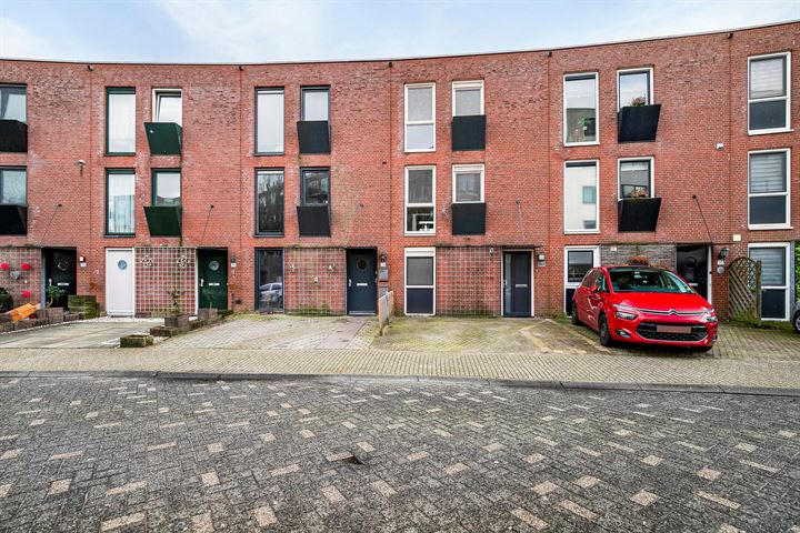 Regenboog 72 in Amersfoort foto