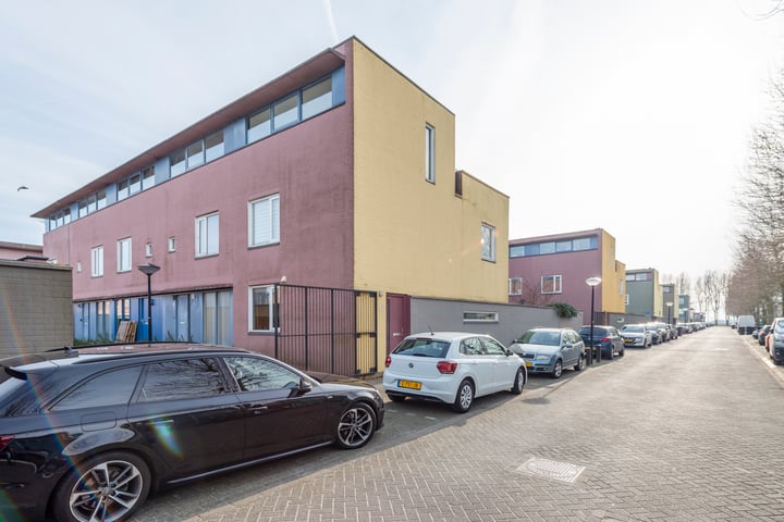 Regenboogweg 63 in Almere