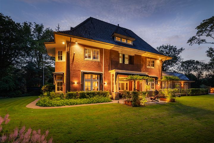 Regentesselaan 6 in Hilversum foto
