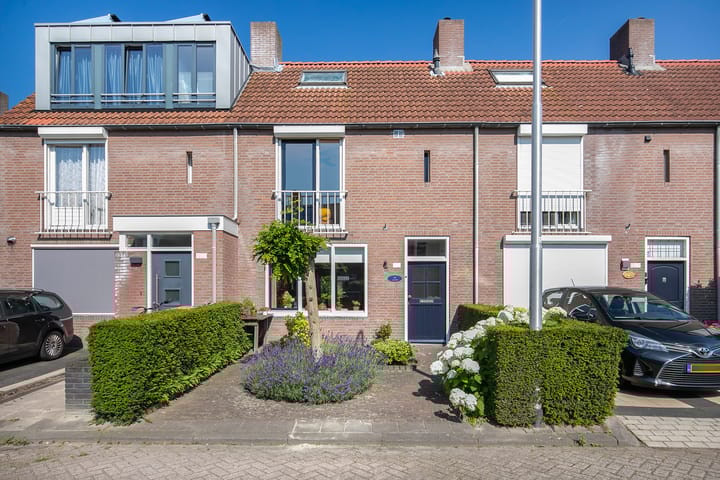 Regge 122 in Tilburg foto