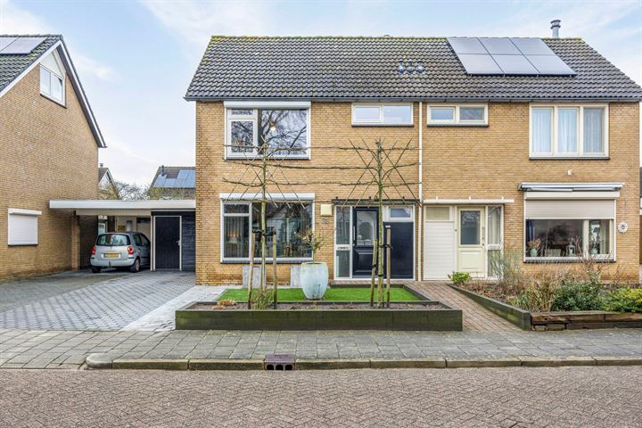 Reggestraat 86 in Enter foto