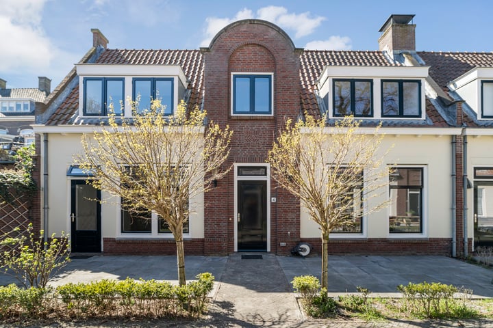 Regthuyshof 4 in Wassenaar foto
