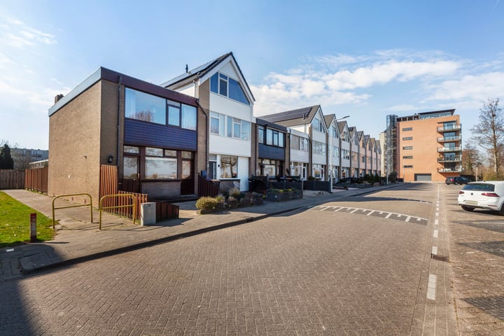 Reigerstraat 10 in Alblasserdam foto