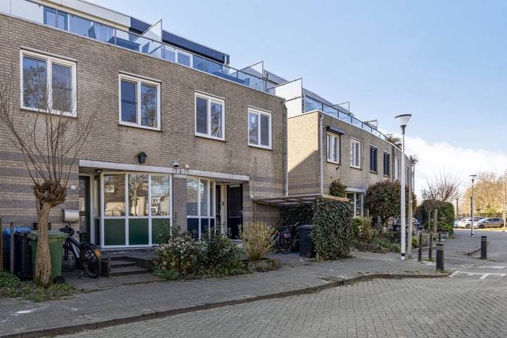Reina Prinsen Geerligssingel 45 in Pijnacker foto