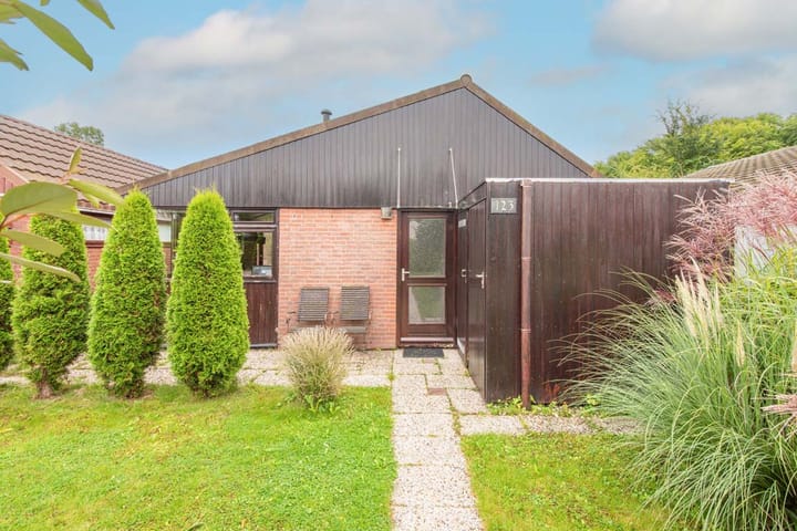 Rekerlanden 123 in Warmenhuizen