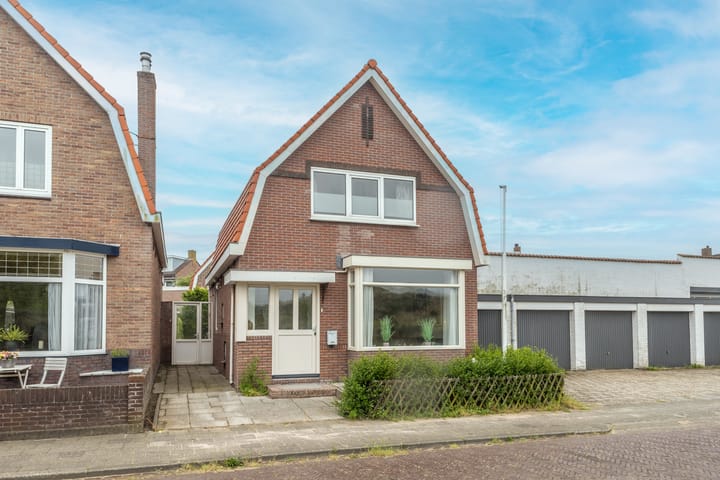 Relweg 50 in Wijk aan Zee foto