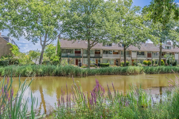 Rembrandt van Rijnlaan 33 in Oegstgeest foto