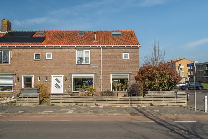 Rembrandtlaan 26 in Woerden foto