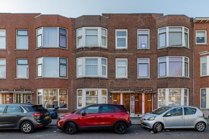 Rembrandtlaan 31B in Schiedam foto