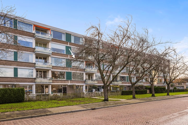 Rembrandtsingel 69 in Rozenburg foto