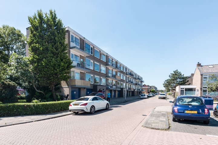 Rembrandtstraat 58B in Spijkenisse foto