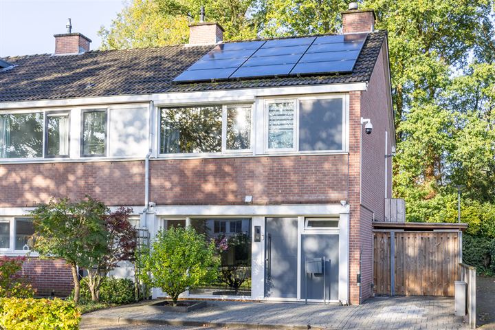 Remmertlanden 16 in Enschede foto