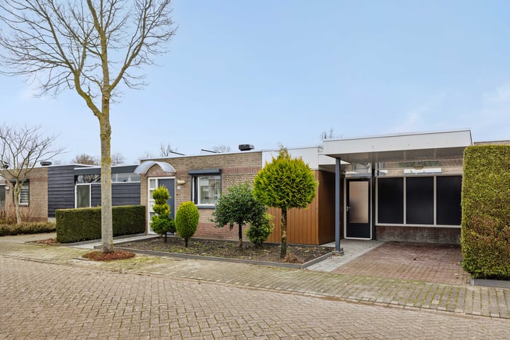 Rendierlaan 19 in Helmond foto