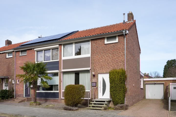 Renierstraat 12 in Kerkrade foto
