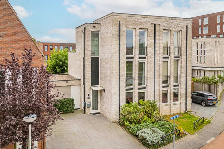 Rentmeesterwaard 104 in Arnhem