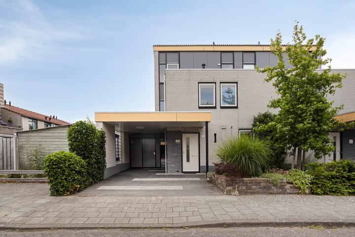 Revelmanstraat 2 in Zutphen
