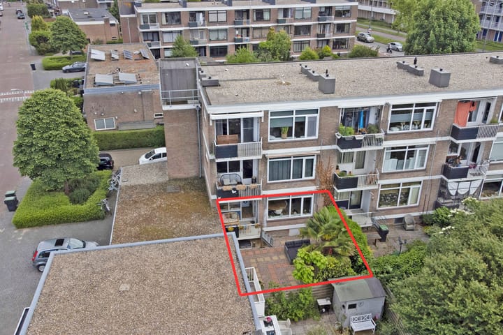 Reviusstraat 16 in Alkmaar foto